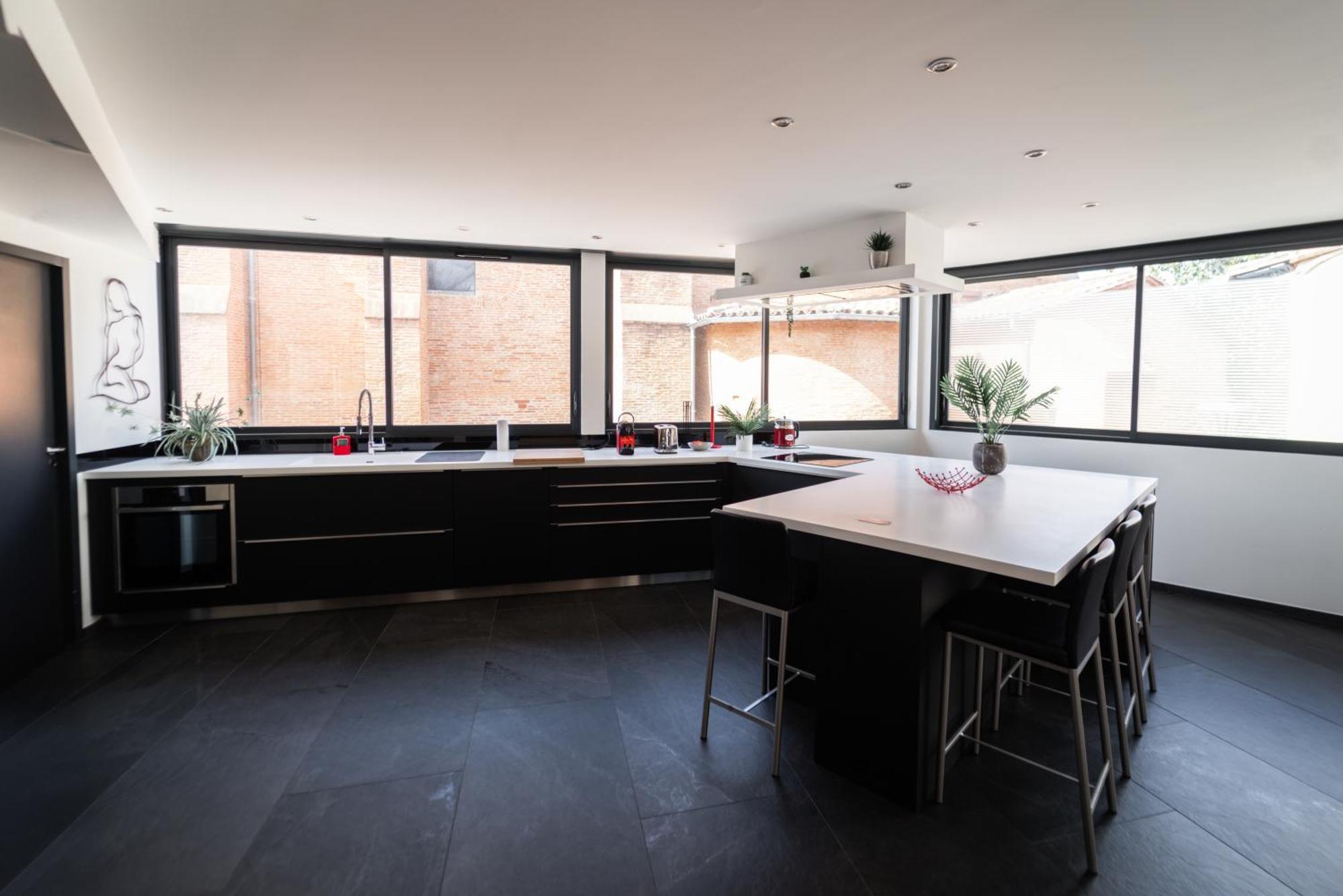 Loft 150 M2 Jacuzzi, Sauna Et Massage Blagnac Exterior photo